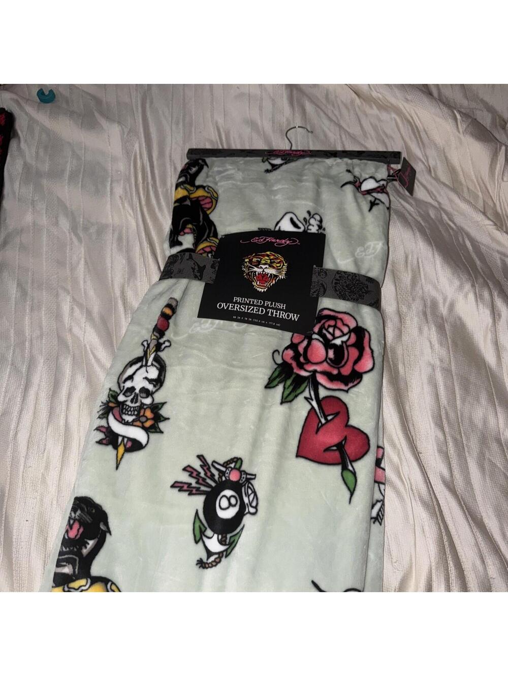Ed Hardy Green Graphic Printed Throw Blanket 60x70 NWT